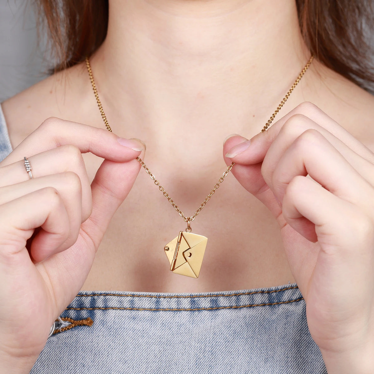 Hidden Memories Necklace